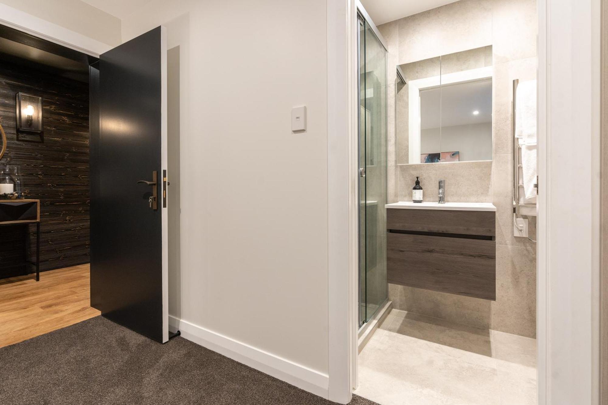 The Village Reserve Boutique Accomodation Auckland Room photo
